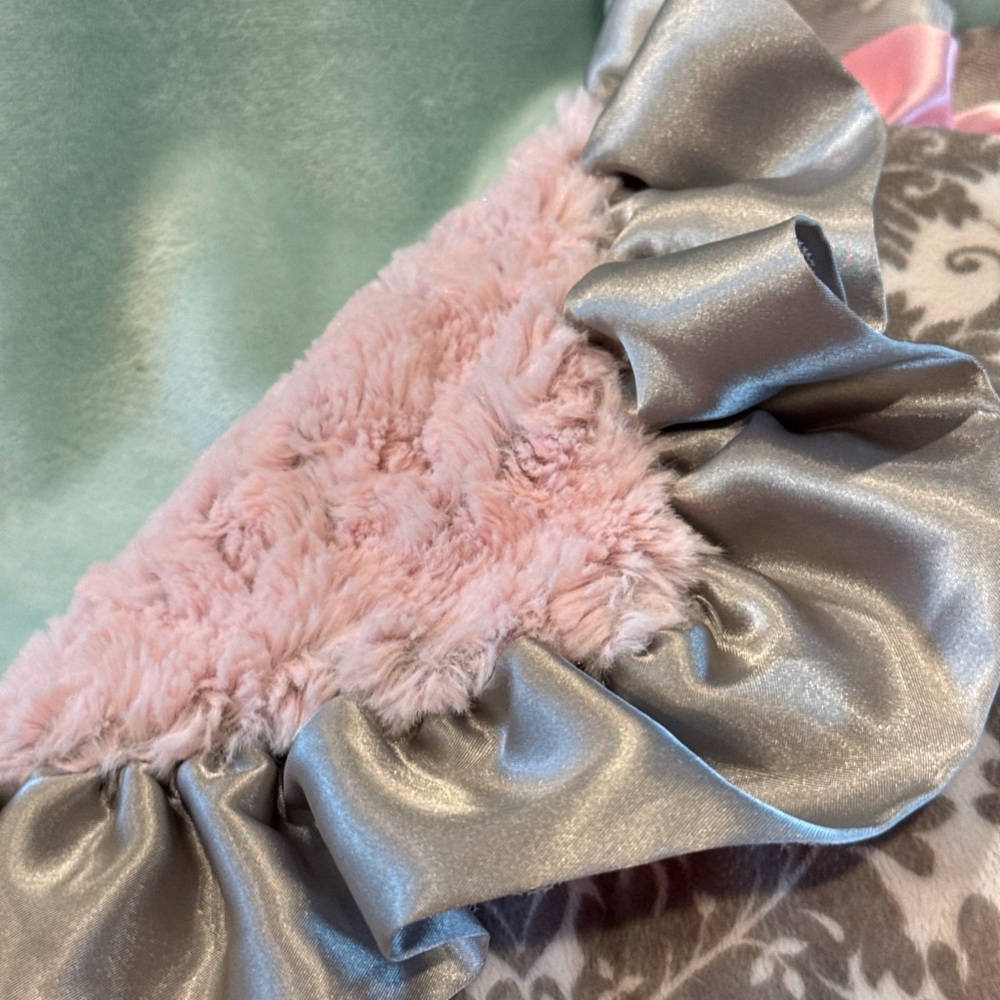 Little Yellow Chick Gray Pink Lovey Blanky Satin Tule Ruffle Edge 17" Square - Picture 3 of 7